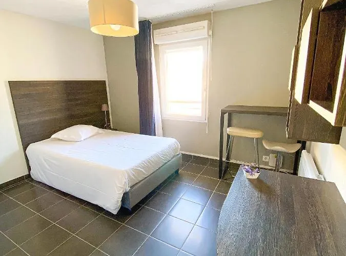 City Residence Nice شقة فندقية